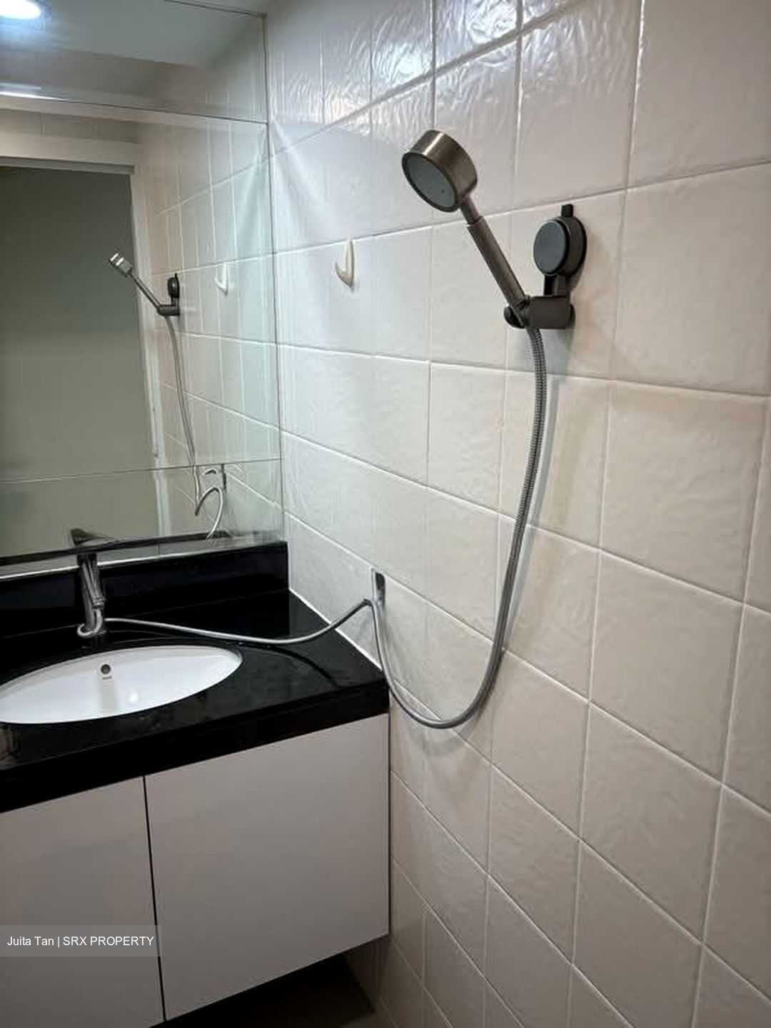 International Plaza (D2), Apartment #579970871